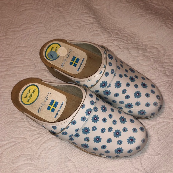 Floral Swedish Clogs - Picture 2 of 4
